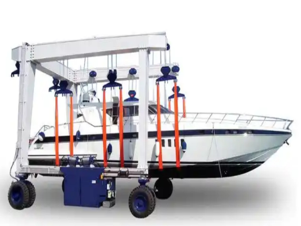 游艇吊的吊裝成本：游艇吊裝的成本和效益如何？